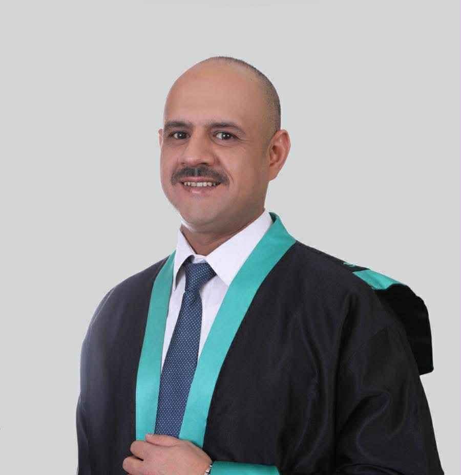 علي الحيصة مبارك تخرجك من جامعة الزيتونة