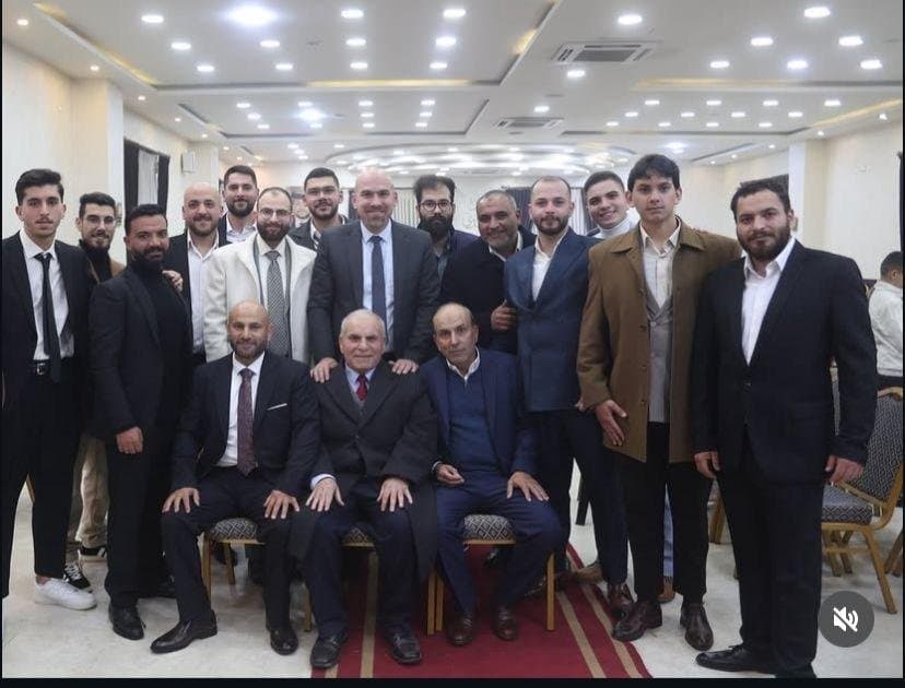 آل غنام النجار وآل عشا نسايب .. الصحفي محمد غنام طلب