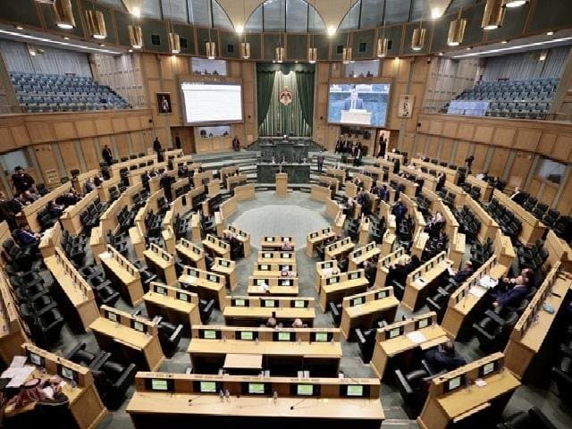 راصد: نجاح مقترح نيابي واحد من 271 .. ونقاش غير متوازن لقانون التربية