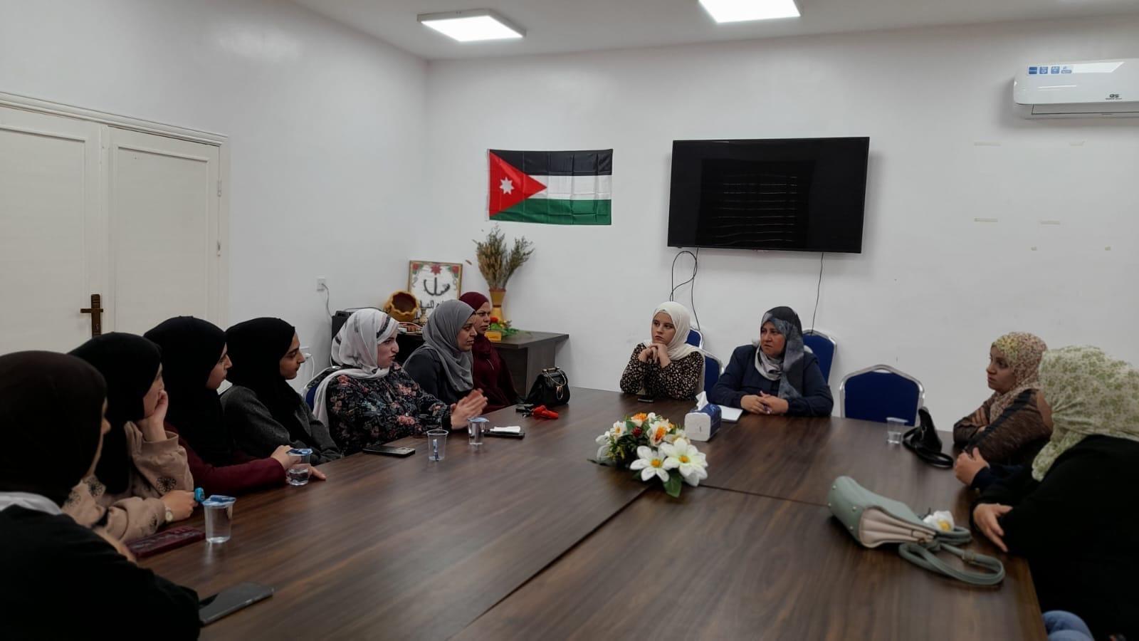 جلسة تشاورية شبابية ضمن المشاورات الوطنية لبناء الاستراتيجية الوطنية للشباب 2026–2030 في مركزي شباب وشابات عجلون وشباب وشابات الهاشمية