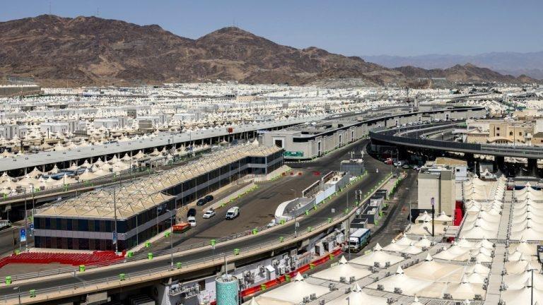 "الأوقاف" تدعو الحجاج إلى الالتزام بإرشادات السلطات السعودية