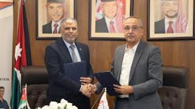 "التدريب المهني" و"المصادر الحديثة" توقعان مذكرة لتعزيز فرص التوظيف