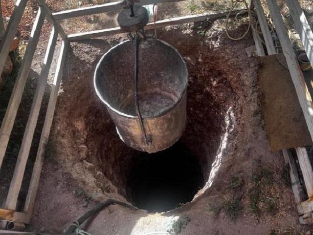ضبط آبار مخالفة ومحطات تحلية مياه في الشونة الجنوبية وعجلون