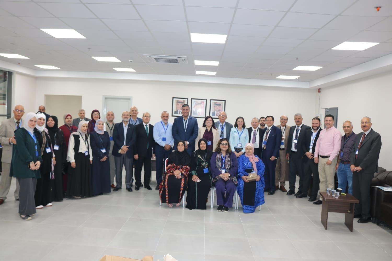 مشاركة الحموري في المؤتمر الدولي حول التغيرات المناخية ونهج الصحة الواحدة (One Health)