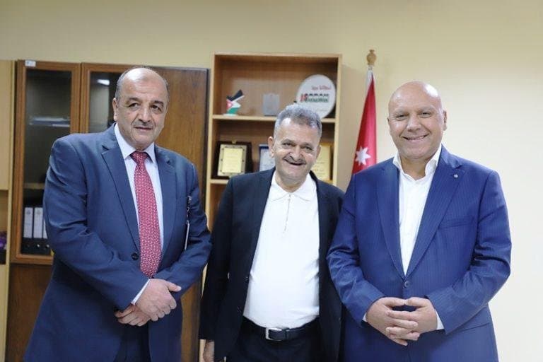 حمزه:6 آلاف لتر السعة التخزينية لمستشفى الإيمان الحكومي بعجلون ضمن مشروع الطاقة