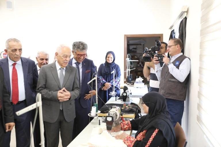 تزامنا مع الزيارة الملكية لمعان… العيسوي يفتتح مقر جمعية بيت الأنباط بوادي موسى