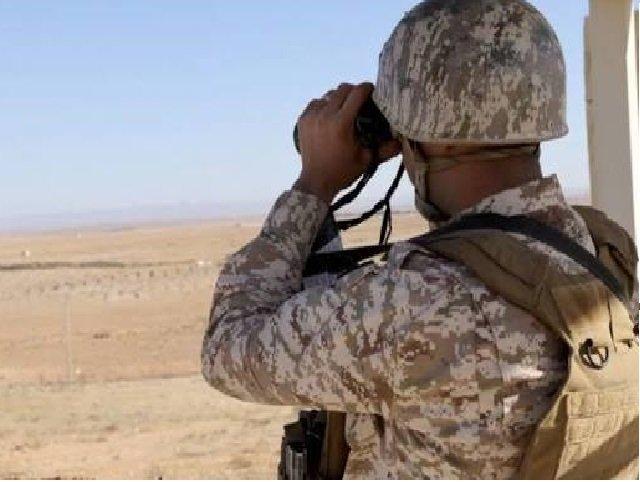 الجيش يضبط 3 اشخاص حاولوا التسلل عبر الحدود
