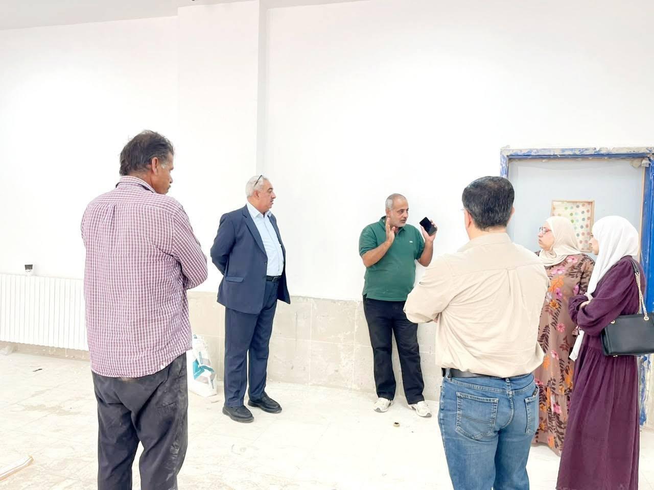 جويعد يتابع سير الأعمال الإنشائية في مدرسة عين جنا