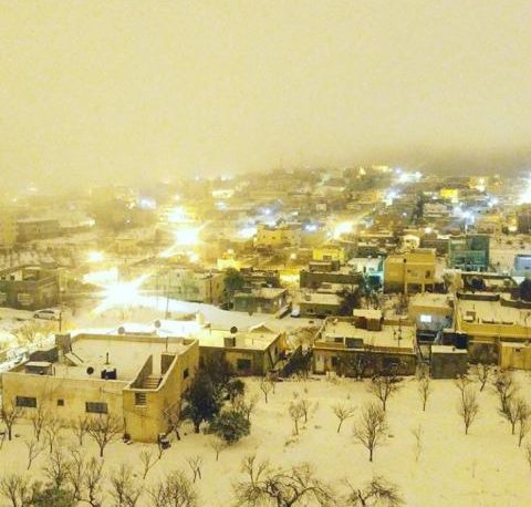 بدء تساقط الثلوج في عجلون
