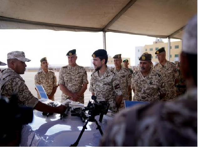 ولي العهد يزور قيادة المنطقة العسكرية الجنوبية