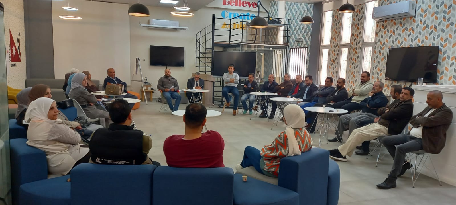 اجتماع تقيمي للمراكز الشبابية في عجلون