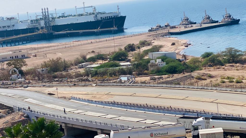 أبو السمن يزور الجسر الخرساني الجديد في ميناء النفط