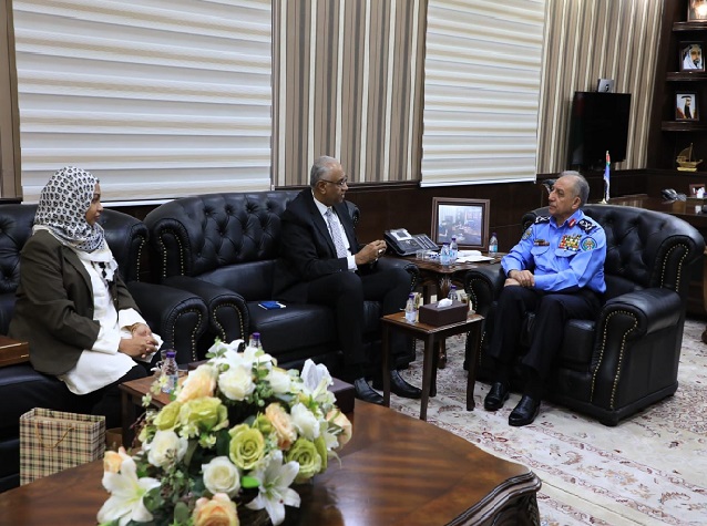 مدير الامن العام يلتقي السفير السوداني في عمَّان