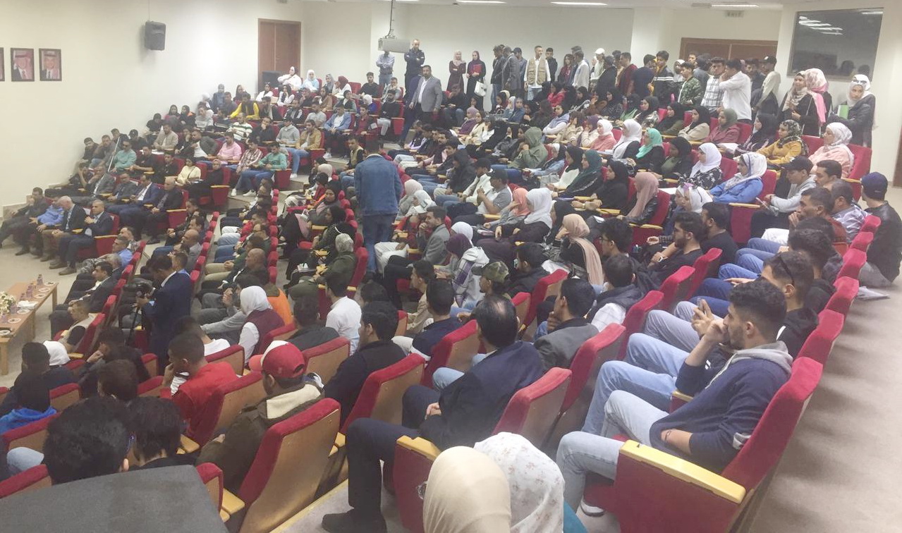 يوم توعوي حول آفة المخدرات بالجامعة الأردنية العقبة