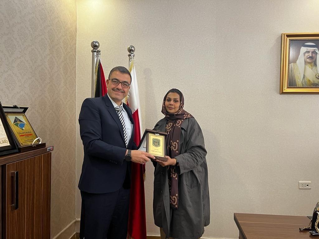 رئيس جامعة عجلون الوطنية يزور الملحقية الثقافية البحرينية