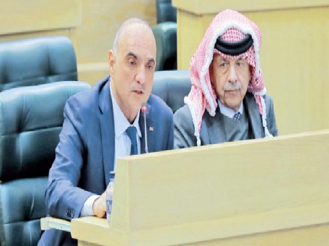 الصفدي يطالب باعتذار الحكومة للنائب الحشوش والخصاونة