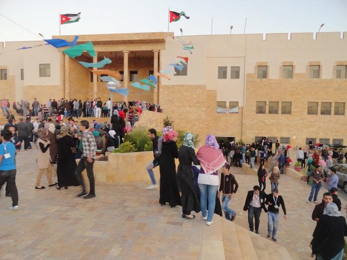 الجامعة الأردنية العقبة ترحب بطلبتها الجدد وتعلن إجراءات القبول