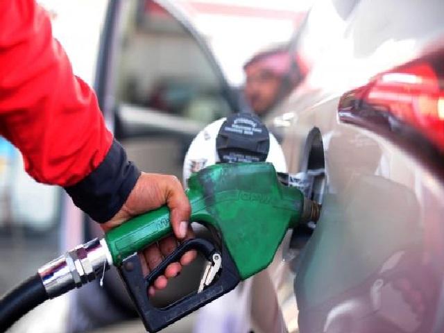 ترجيح رفع سعر البنزين 12 فلسا الشهر المقبل