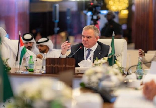 وزير الشباب يشارك أعمال الدورة 46 لمجلس وزراء الشباب والرياضة العرب في جدة