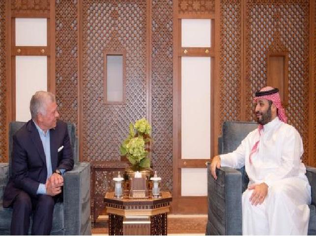 الملك عن لقاء بن سلمان: أكدنا مواصلة العمل لما فيه خير بلدينا وأمتنا