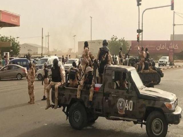 اشتباكات عنيفة بين الجيش السوداني والدعم السريع