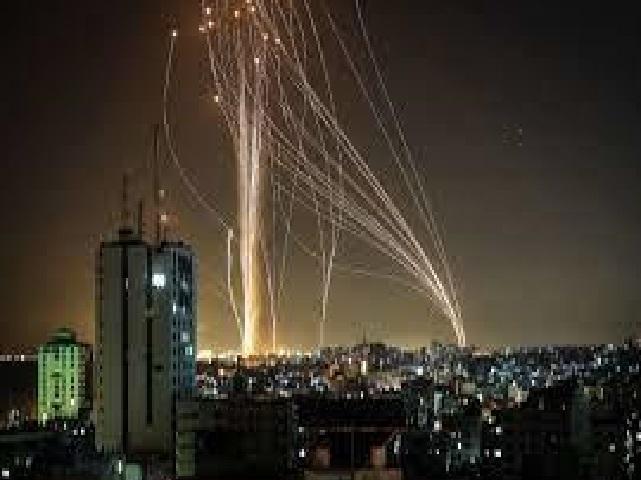 رشقة صاروخية جديدة تنطلق من قطاع غزة