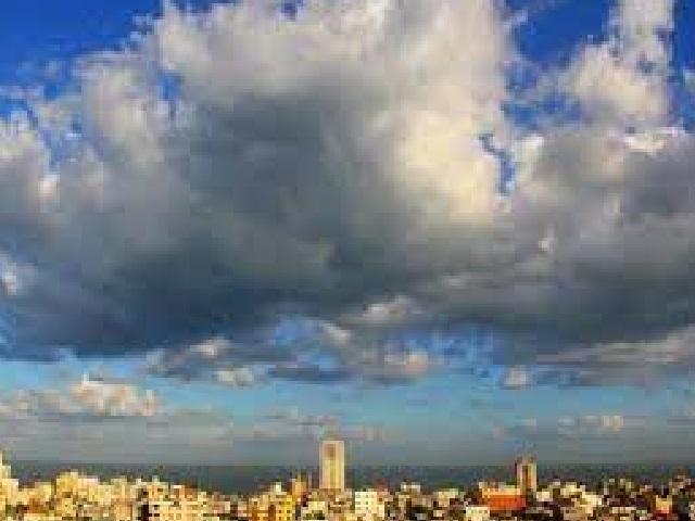 طقس حار اليوم وغدًا وانخفاض الحرارة الخميس