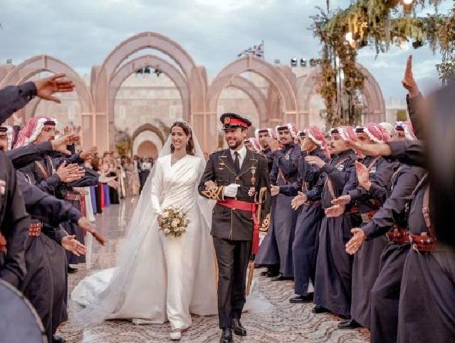 الديوان الملكي يشكر المساهمين بتنفيذ حفل زفاف ولي العهد