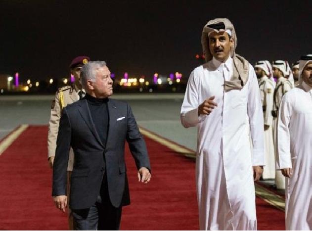الصفدي : ينقل رسالة الملك إلى أمير قطر