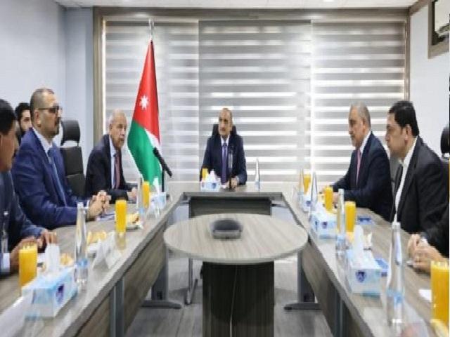 الخصاونة:نتجه لاعفاء البلديات من 13 مليون دينار فوائد الحساب المكشوف