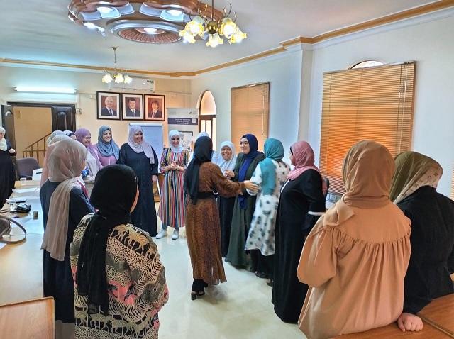 جمعية نساء من اجل الخيرية تعقد ورشة عمل حول توعية العنف الاقتصادي