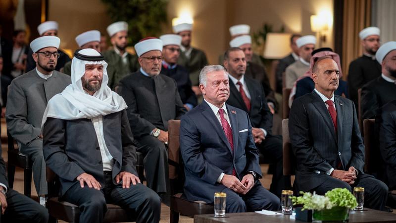 بحضور الملك.. قصر الحسينية يشهد فعالية دينية بذكرى المولد النبوي