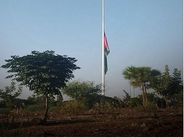 تنكيس الأعلام في الأردن حدادا على أرواح شهداء غزة