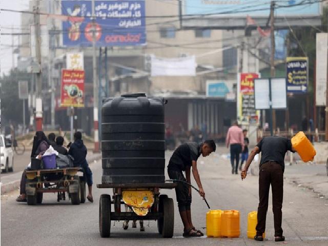 بلديات في غزة تعلن رسميا توقف ضخ المياه