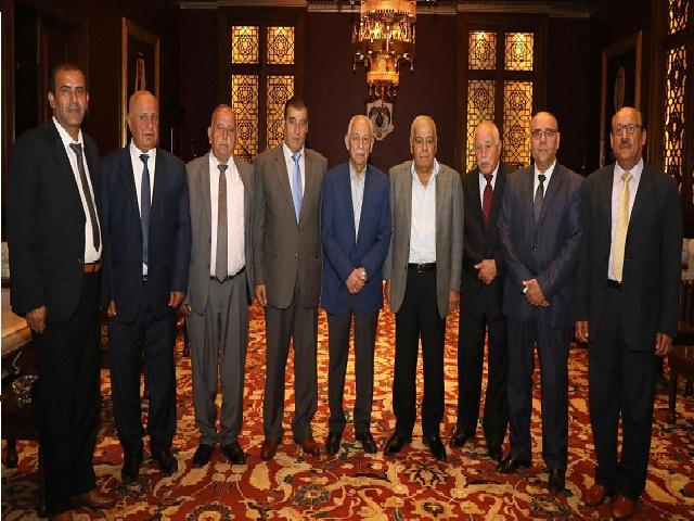 العيسوي يلتقي بوفد من عشيرة انجادات