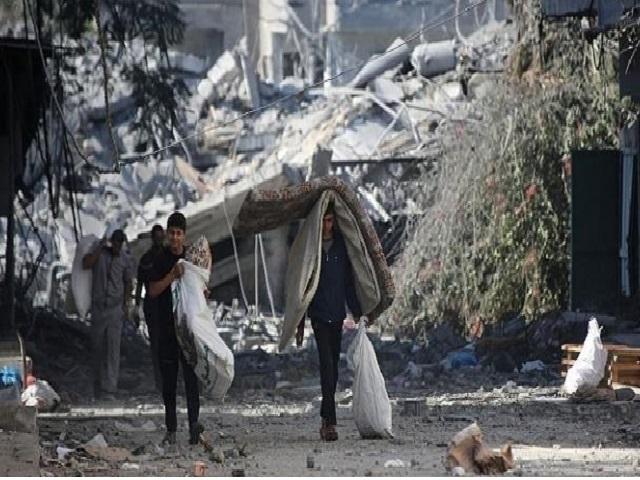 الحرب على غزة تدخل شهرها الثاني دون هدنة إنسانية