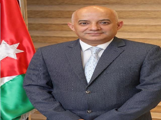 وزير الاتصال: إنزال المساعدات العاجلة لغزة استجابة للتوجيهات الملكية