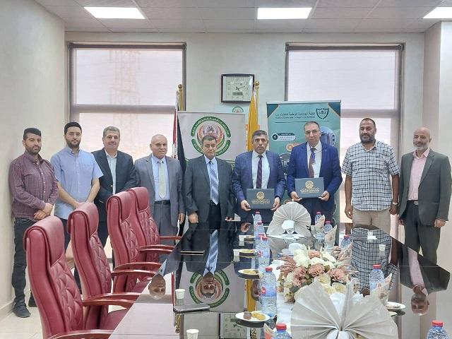 الكلية الجامعية للتكنولوجيا توقع مذكرة تفاهم مع مدارس الحصاد التربوي