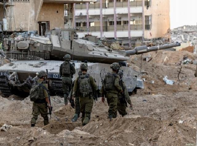 إعلام إسرائيلي: نقل 40 جنديًا مصابًا من غزة إلى بئر السبع
