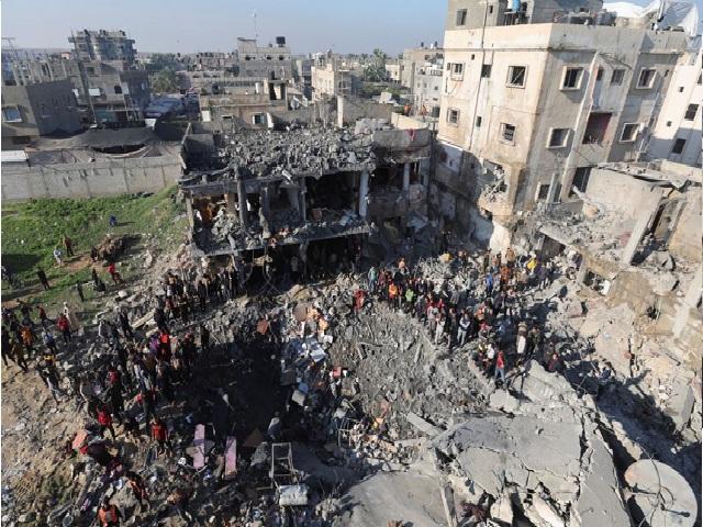 اليوم الـ81 من العدوان: أحزمة نارية ومجازر تخلف شهداء في مختلف أنحاء غزة