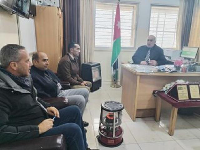 الشرع في زيارة تفقدية لمدرسة عثمان بن عفان الثانوية للبنين