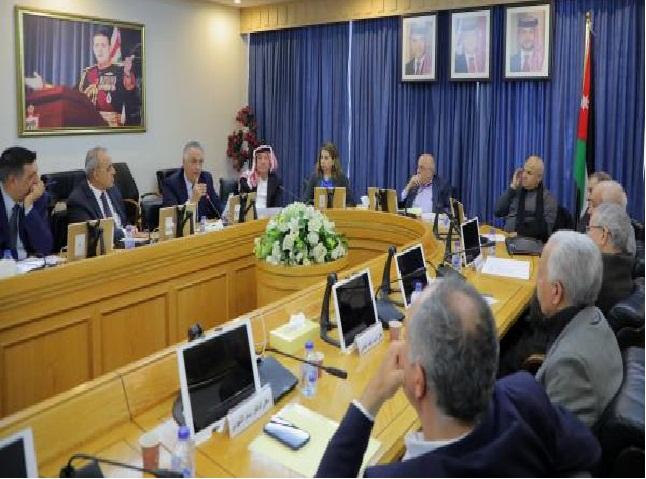 القيسي: تواصلنا لتقديم قروض ميسرة للمتضررين بالقطاع السياحي