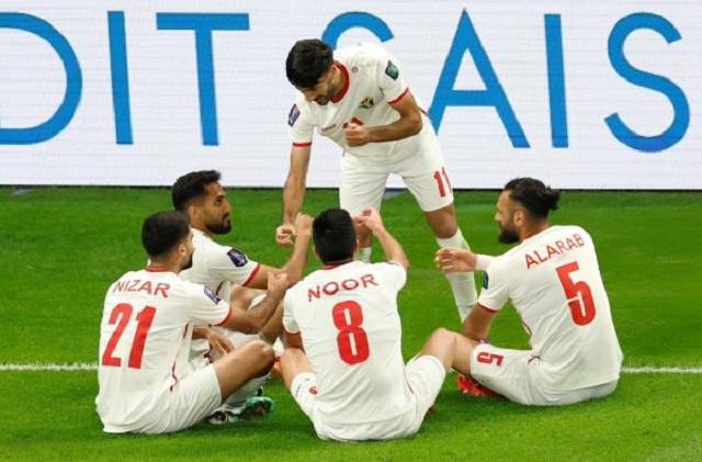 حكم صيني لإدارة مباراة النهائي بين النشامى وقطر