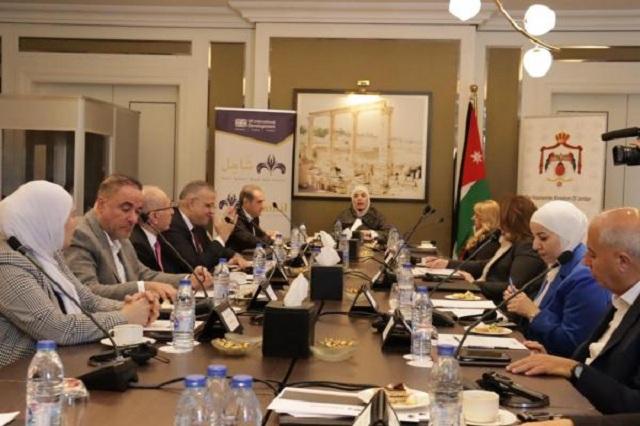 وزيرة التنمية: لا بد من مراجعة منظومة الحماية الاجتماعية في الأردن