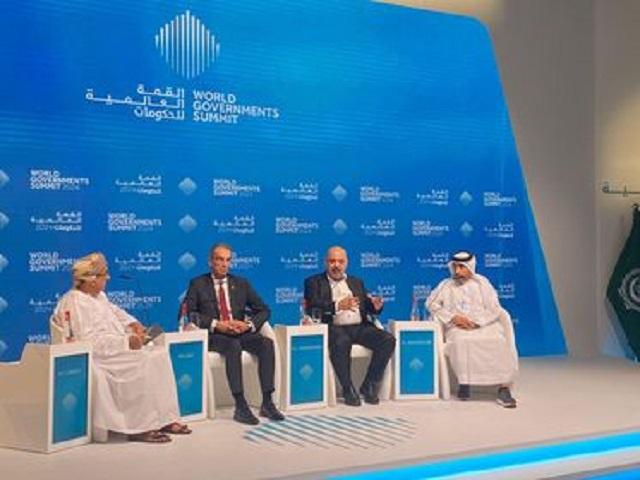 وزير الاقتصاد الرقمي يشارك في منتدى الإدارة الحكومية العربية