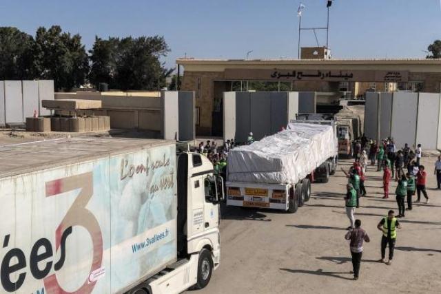 دخول 125 شاحنة إلى غزة