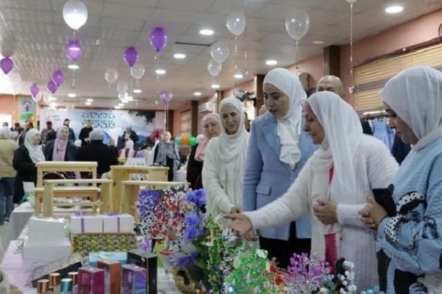 وزيرة التنمية ترعى افتتاح البازار الخيري لجمعيات تطوعية في الهاشمية