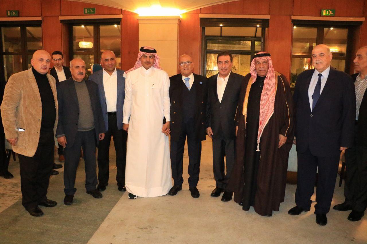 رؤساء وزارات وأعيان ونواب وشيوخ يلبون دعوة السفير القطري آل ثاني 
