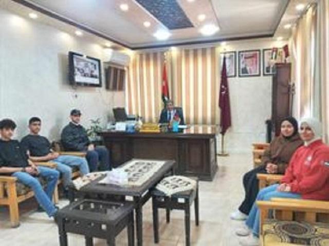 المحاسنه يلتقي بمجلس مبادرة القيادة للمدارس 