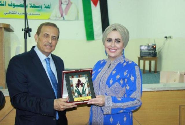 الحموري رئيس المجلس المركزي لحزب تقدم يكرم سيدات في عجلون